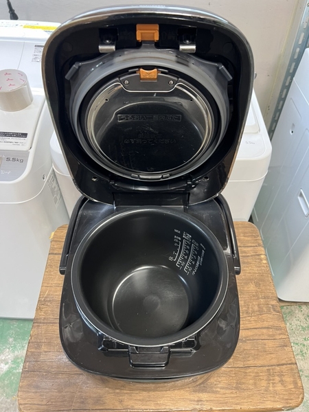 nồi cơm PVN1117 Zojirushi 1.8L