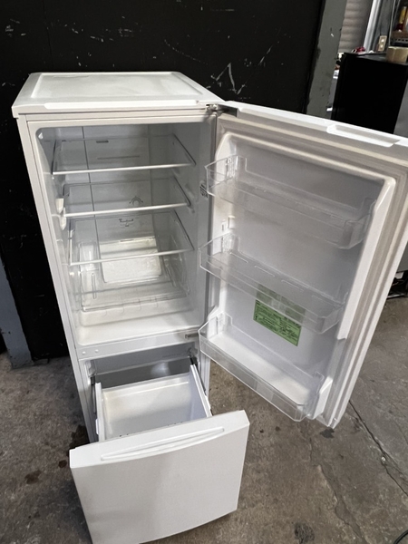 tủ lạnh PVN1365 OHYAMA 154L 2021