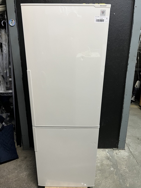 Tủ lạnh to 140 - SHARP 2016 271L