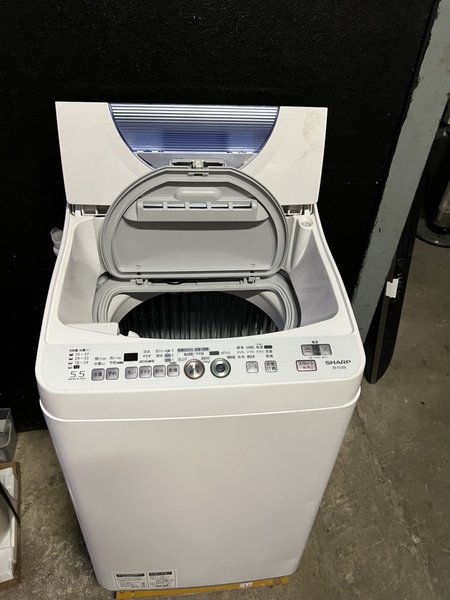 Máy giặt 140 - SHARP 2015 5.5KG