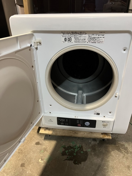 Máy sấy quần áo Hitachi PVN812 4.0kg 2019