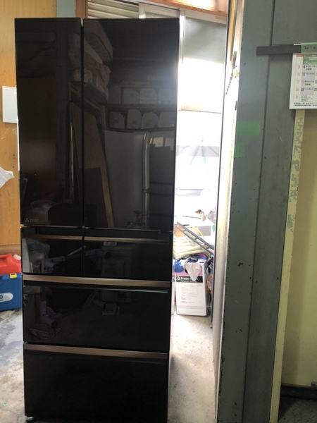 Tủ lạnh 216 MITSUBISHI 2015 605L