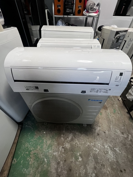 Điều hoà PVN1310 Daikin 2.2Kw 2023