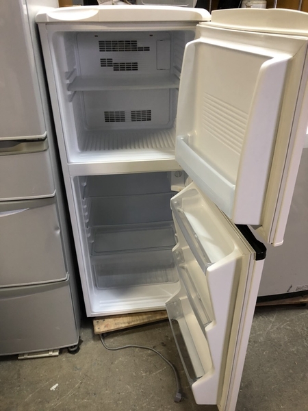 Tủ lạnh AQUA 2017 140l