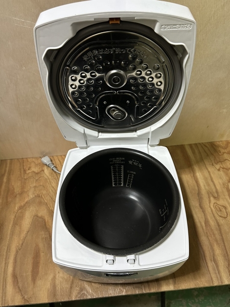 Nồi cơm điện 213 - MITSUBISHI 1.8L 2016