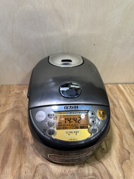 Nồi cơm điện 217 - ZOJIRUSHI 1L