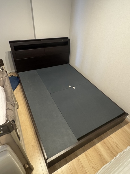 Giường đôi 140x200 PVN950