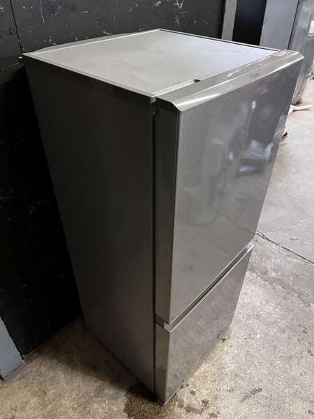 tủ lạnh PVN1368 AQUA 126L 2019