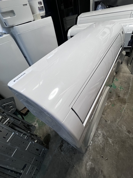 Điều hoà PVN1310 Daikin 2.2Kw 2023