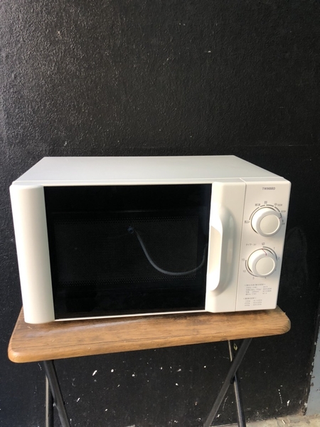 Lò vi sóng 110 TWINBIRD