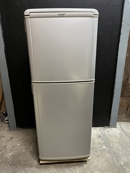 Tủ lạnh 107 - SHARP 140L