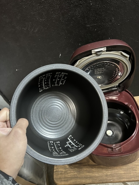 Nồi cơm 86 - TOSHIBA 1L