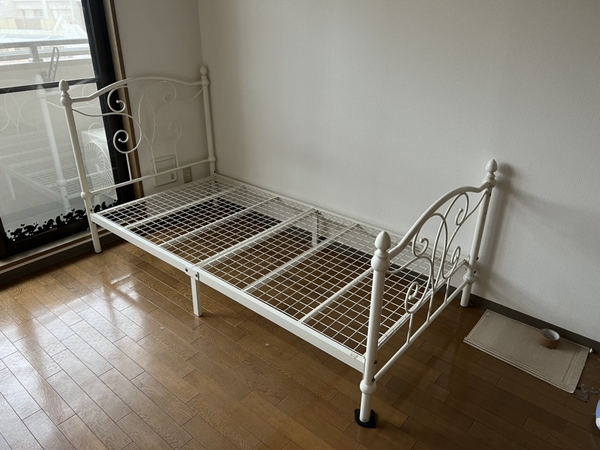 Giường đơn 100x200 ( khung giường )