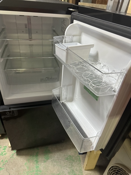 Tủ lạnh 289 HISENSE 134L 2020