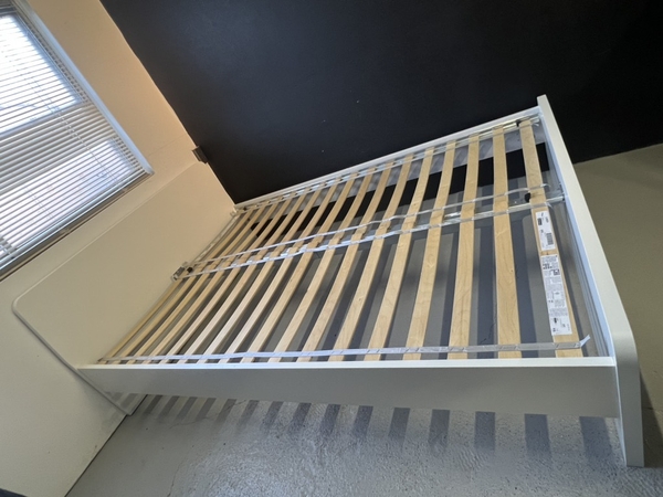 Giường đôi PVN880 140 x 200