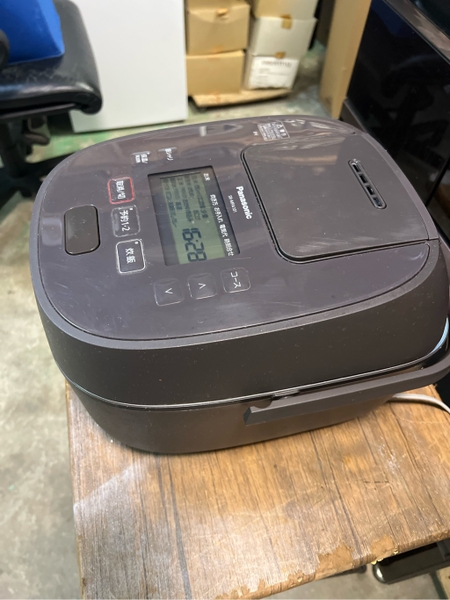Nồi cơm PVN1635 Panasonic 1.0L 2022