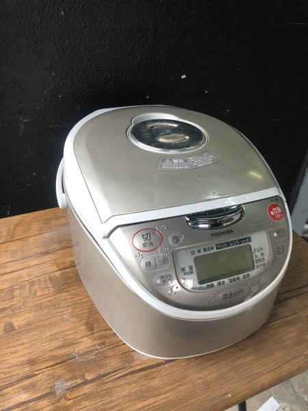 Nồi cơm 138 TOSHIBA 1L