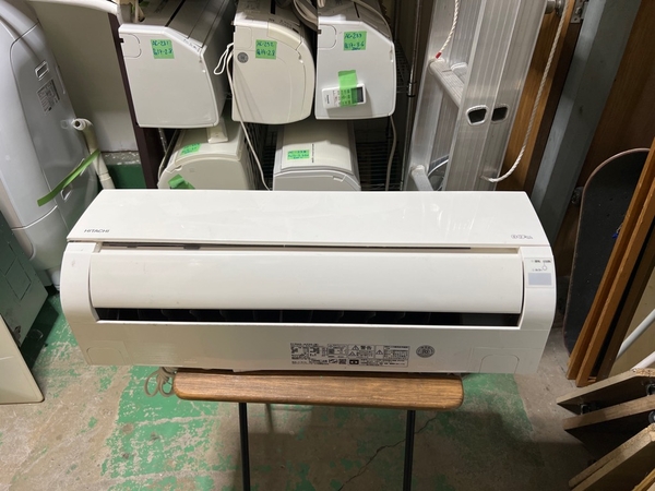 điều hoà 238 - HITACHI 2018 2.2KW 100V