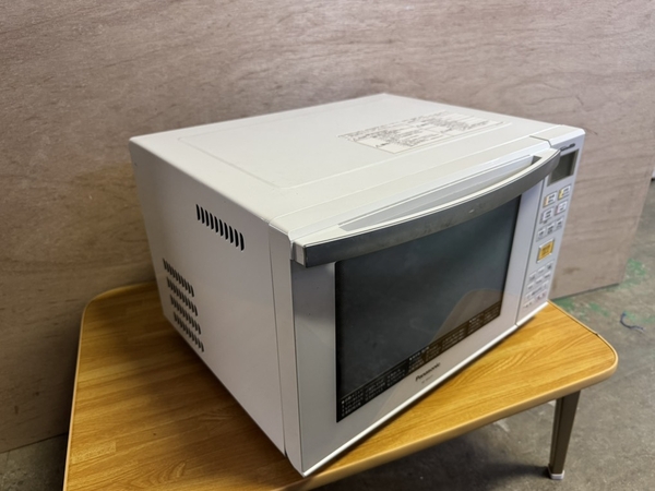 Lò vi sóng 249 - PANASONIC ( nướng , làm bánh ok)