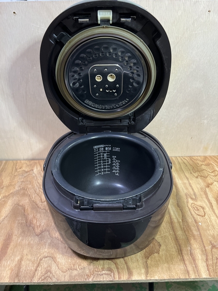 Nồi cơm điện 232 - TIGER 1.8L