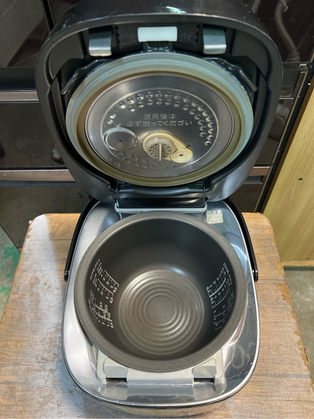 Nồi cơm PVN1631 Toshiba 1.0L