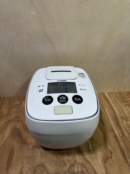 Nồi cơm điện 215 - TIGER 1L