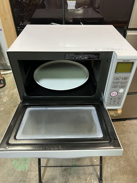 lò vi sóng PVN1159 Sharp 2010