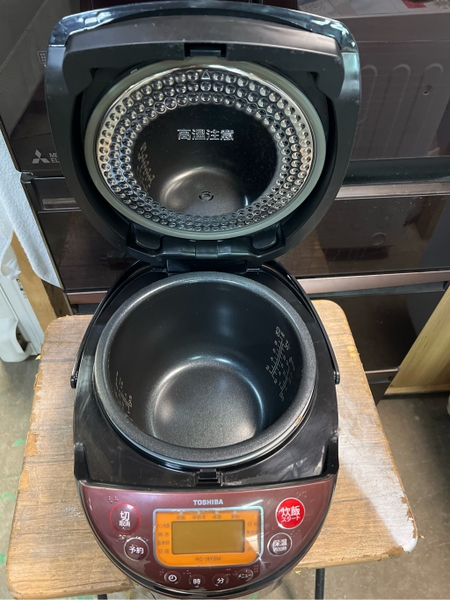 Nồi cơm PVN1642 Toshiba 1.8L