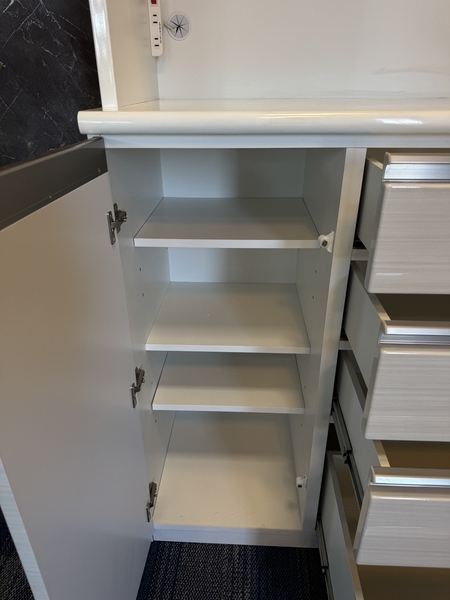 Tủ bếp NITORI PVN1755 140 x 206 x 50cm