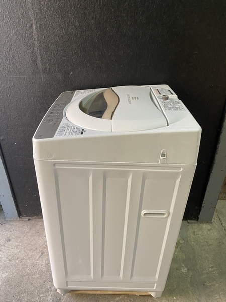Máy giặt 137 - TOSHIBA 6kg 2015