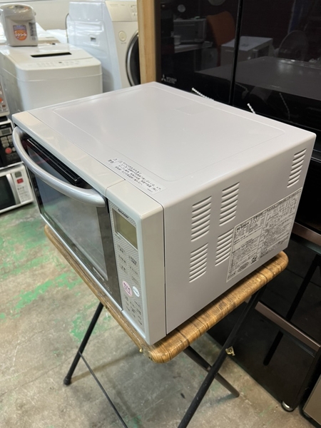 lò vi sóng PVN1159 Sharp 2010