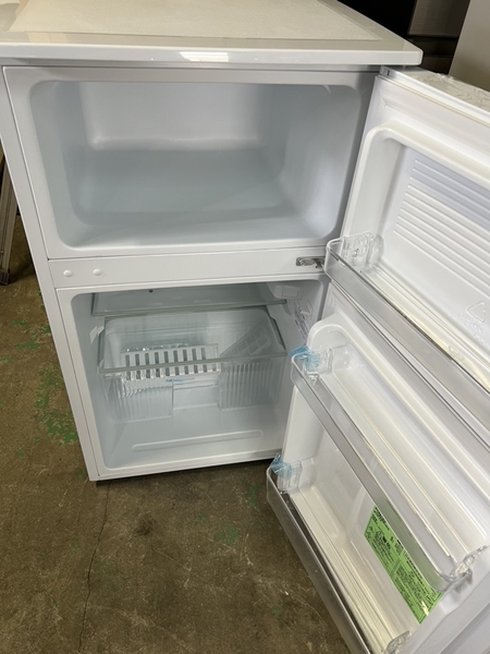 Tủ lạnh PVN913 Comfee  90L 2024