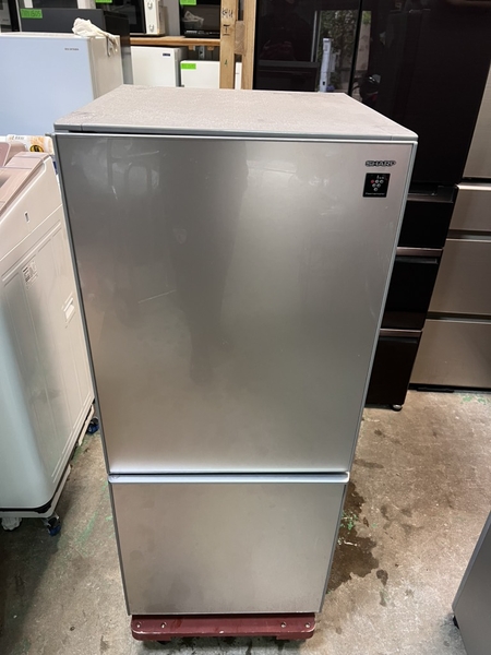 Tủ lạnh PVN1515 Sharp 137L 2017