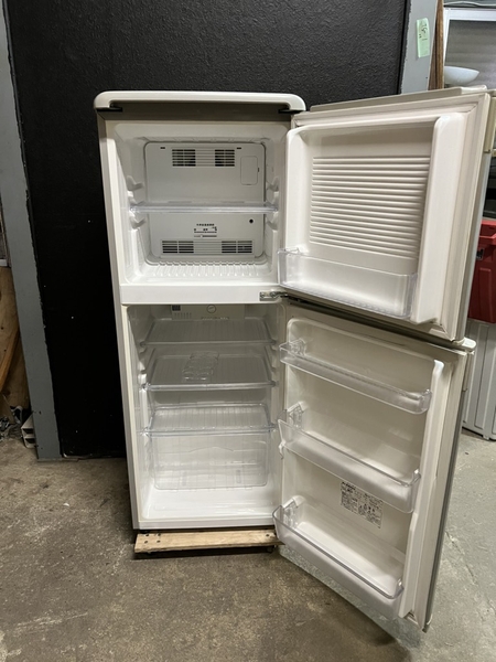 Tủ lạnh 107 - SHARP 140L