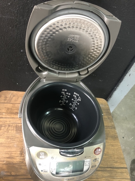 Nồi cơm TOSHIBA 1L