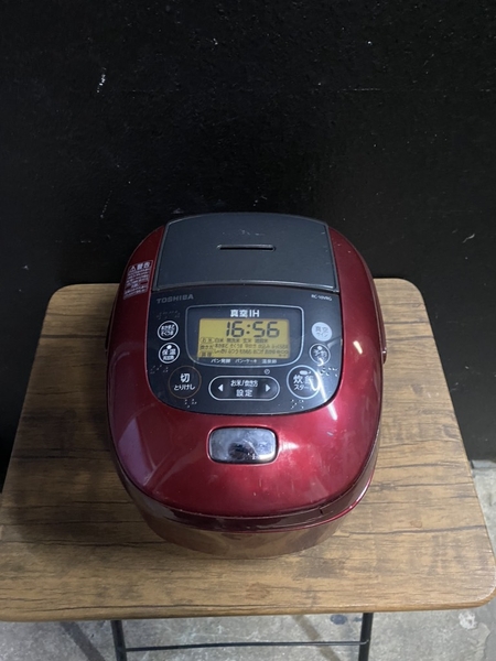 Nồi Cơm 62 - TOSHIBA 1l