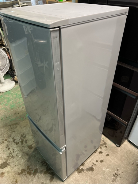 Tủ lạnh PVN1590 Sharp 167L 15