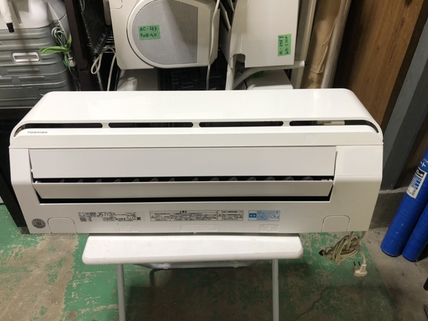 Điều hoà 298 TOSHIBA 2019 100V 2.2KW
