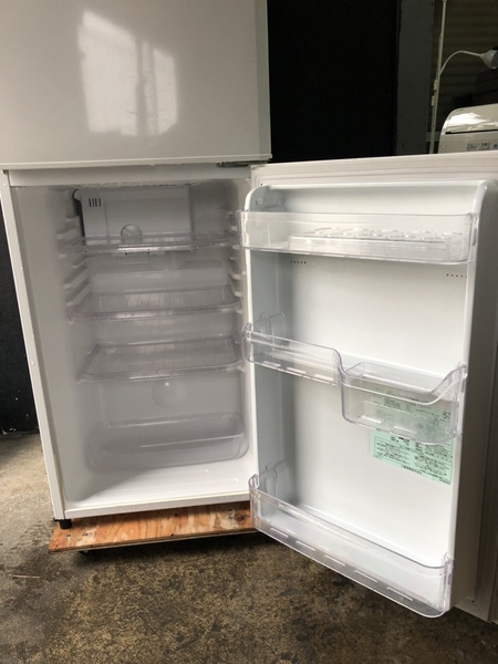 Tủ lạnh 185 MITSUBISHI 136L