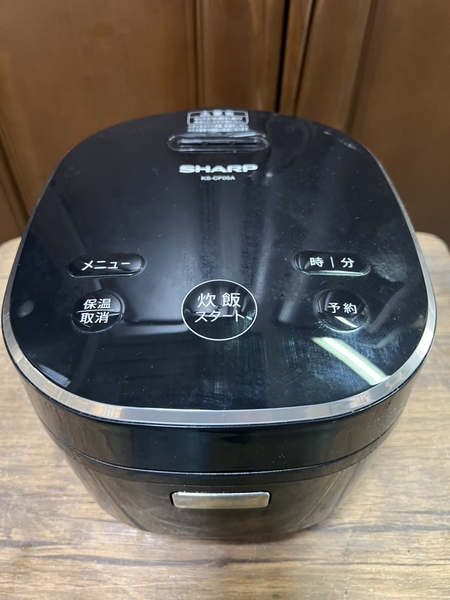 Nồi cơm PVN1213 Sharp 0.5L