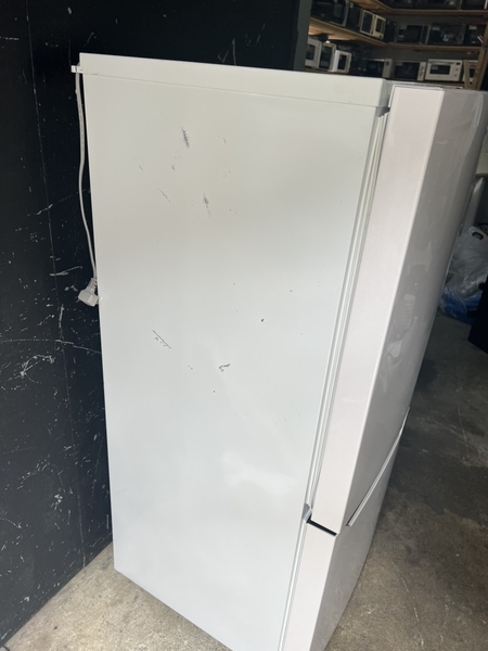 Tủ lạnh PVN 1085 Hisense 150l 2020