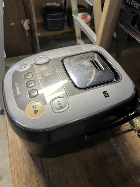 Nồi cơm PVN838 IRISOHYAMA 1.0L 2018
