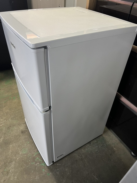 Tủ lạnh PVN913 Comfee  90L 2024