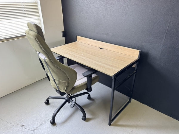 Bàn làm việc PVN921 120x60 x 70 ( ko kèm ghế )