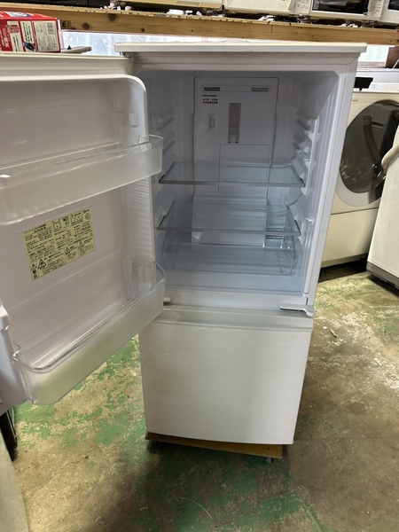 Tủ lạnh 286 SHARP 2018 137L