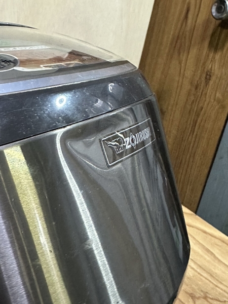 Nồi cơm điện 216 - ZOJIRUSHI 1.8L