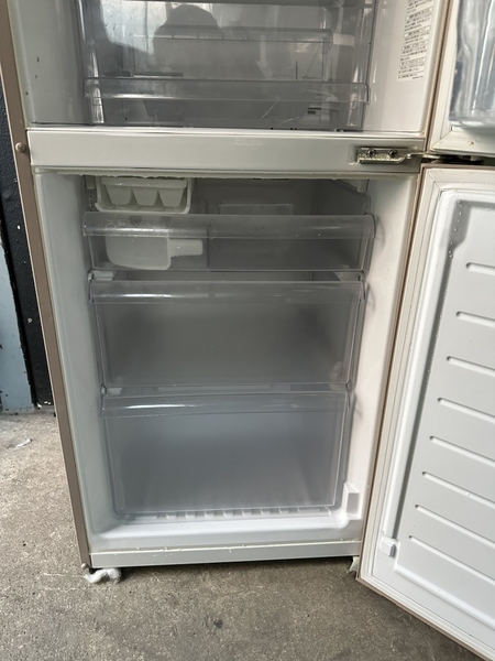 Tủ lạnh to 241 - SANYO 2011 270L