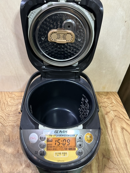 Nồi cơm điện 216 - ZOJIRUSHI 1.8L