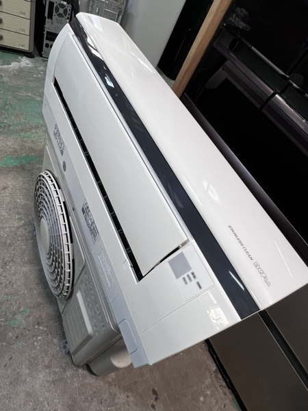 Điều hoà PVN1321 Hitachi 2.2Kw 2016