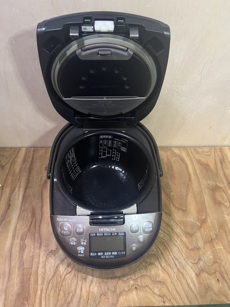 Nồi cơm 240 HITACHI 1L